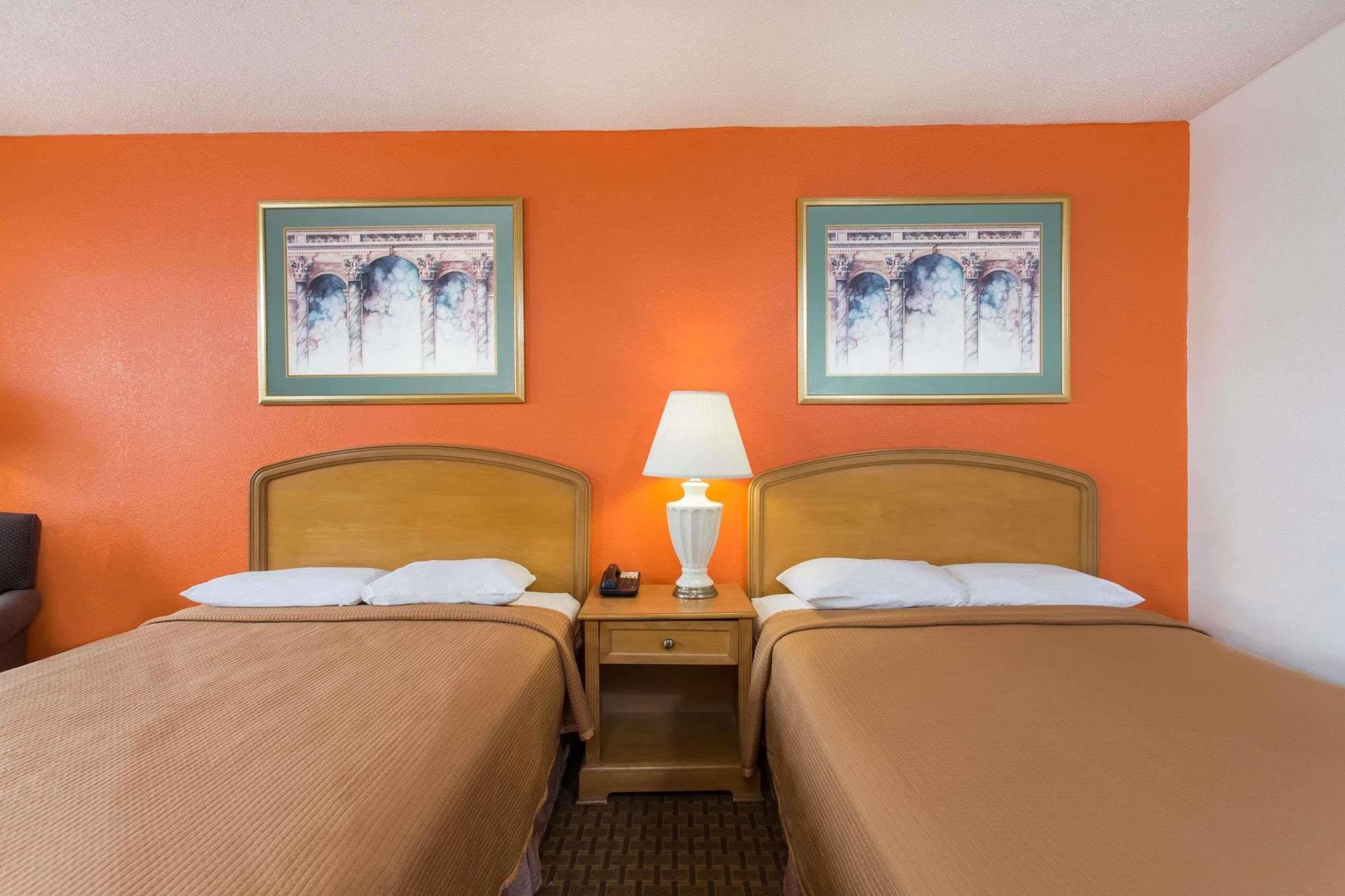 Howard Johnson By Wyndham Virginia Beach Exterior foto